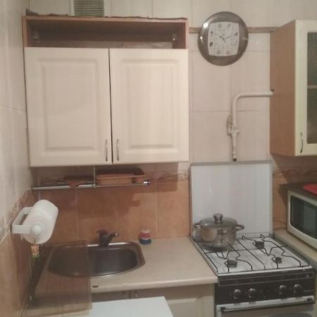 Уютная 1 Комнатная Квартира Возле Метро Дарница Kiev Esterno foto